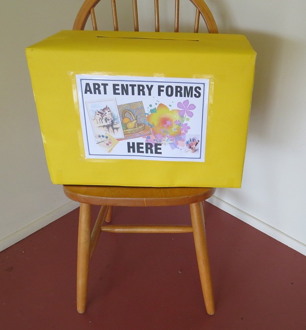 The arts uses social media